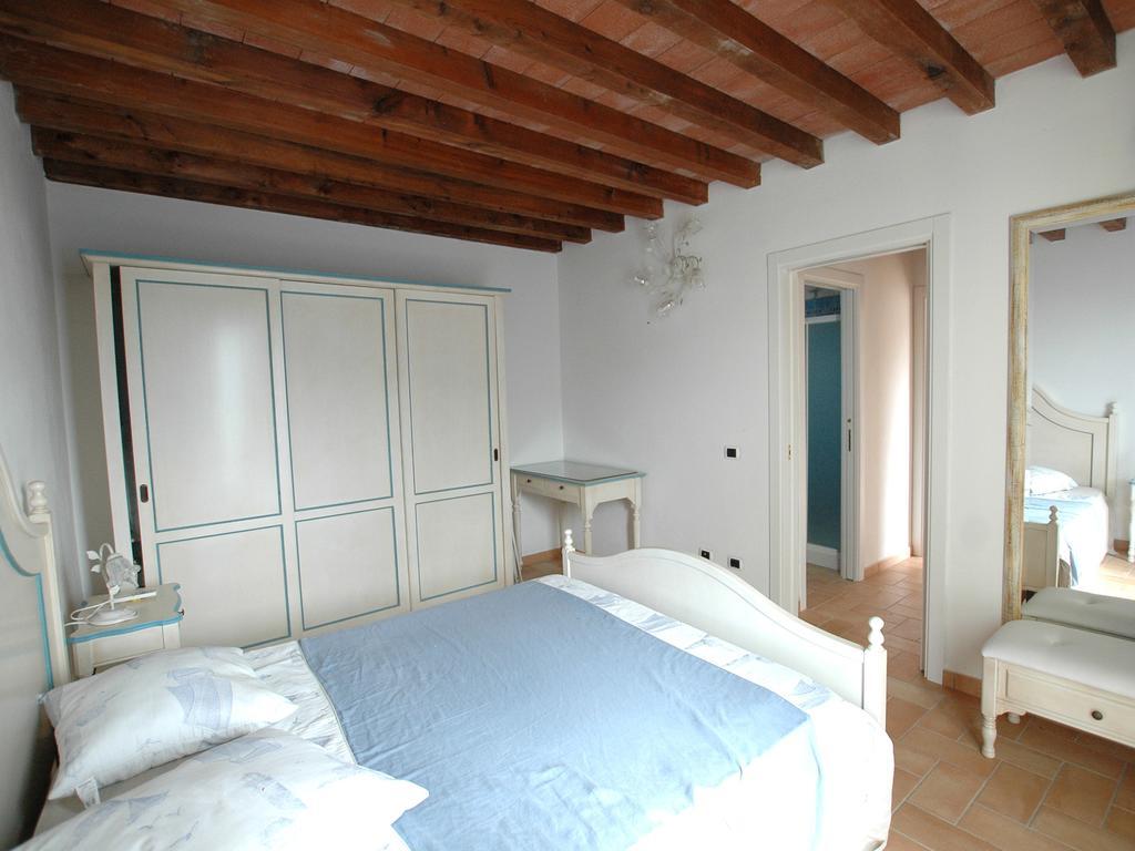 Villaggio Di Mezzo Ortano Rio Marina Ruang foto